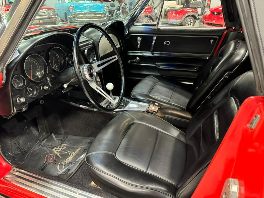 Chevrolet-Corvette-1965-Convertible-11