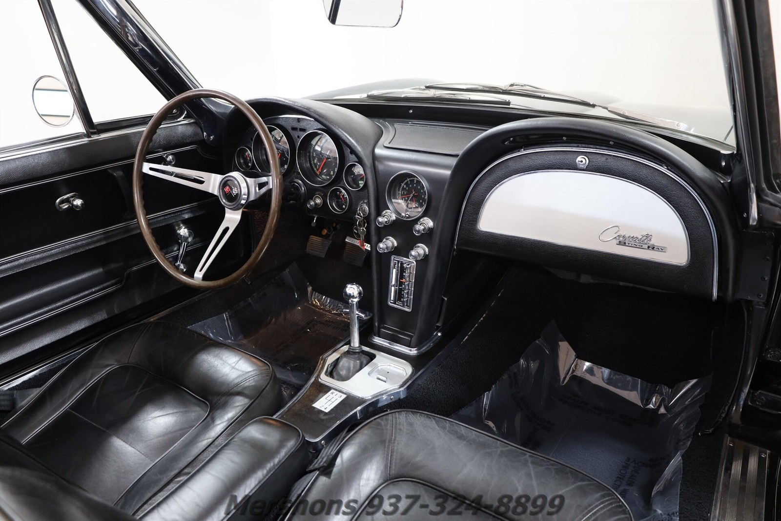 Chevrolet-Corvette-1965-Convertible-12