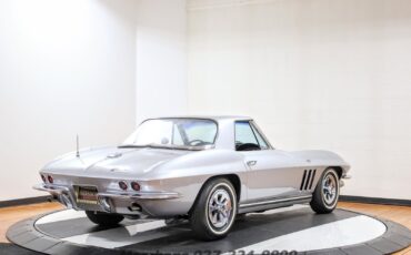 Chevrolet-Corvette-1965-Convertible-13