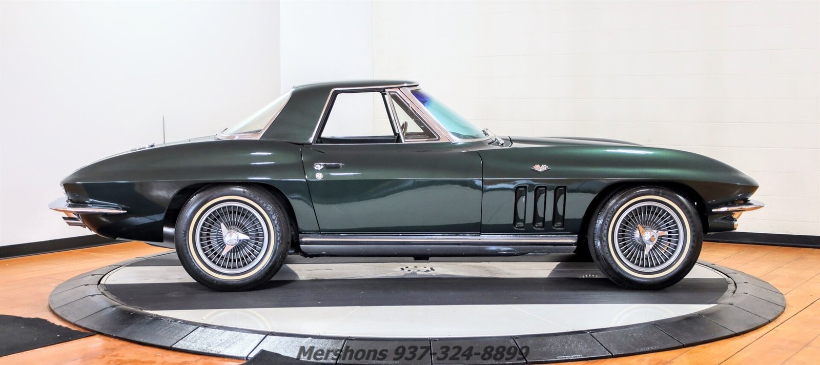 Chevrolet-Corvette-1965-Convertible-13