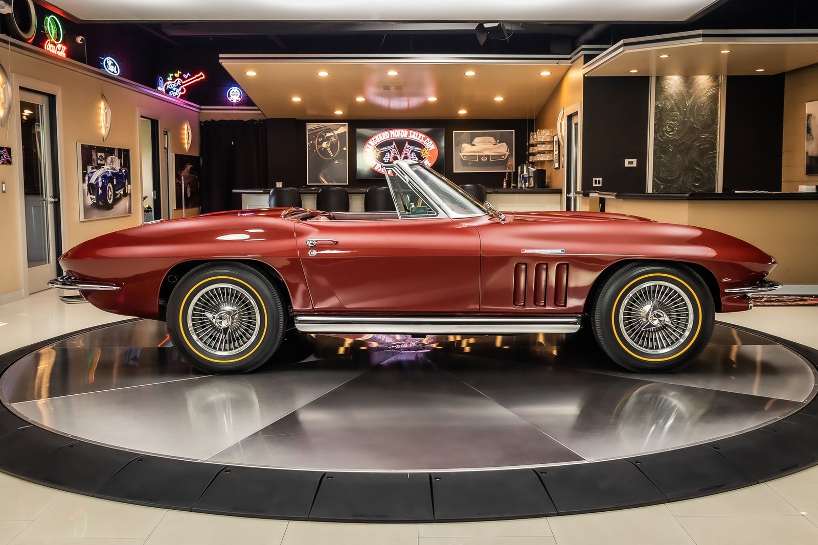 Chevrolet-Corvette-1965-Convertible-13