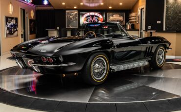 Chevrolet-Corvette-1965-Convertible-14