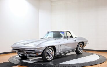 Chevrolet-Corvette-1965-Convertible-14