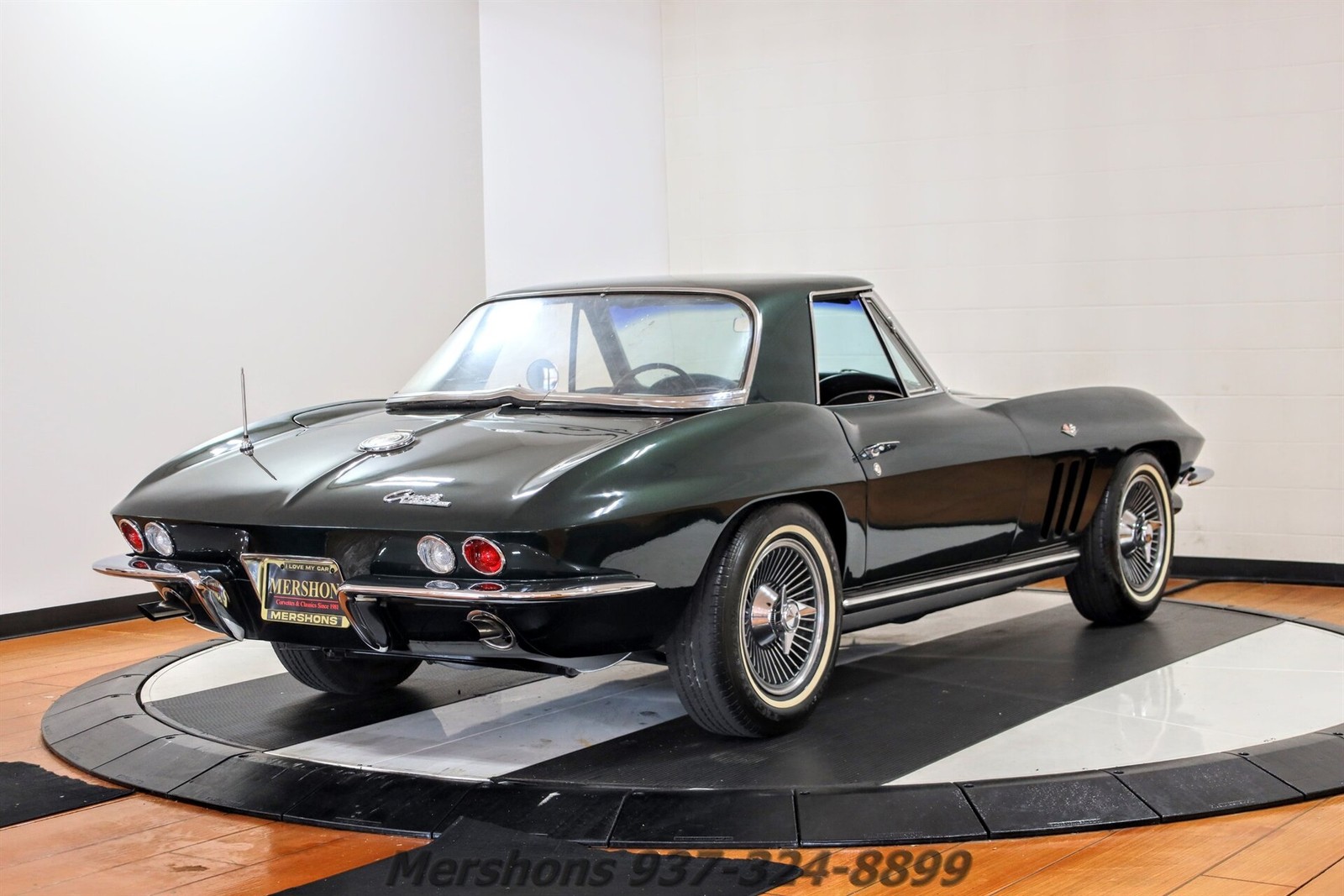 Chevrolet-Corvette-1965-Convertible-14