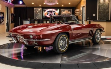 Chevrolet-Corvette-1965-Convertible-14