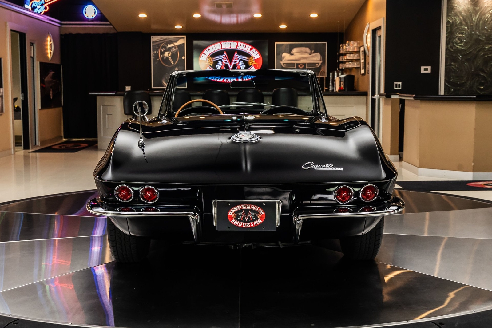 Chevrolet-Corvette-1965-Convertible-16