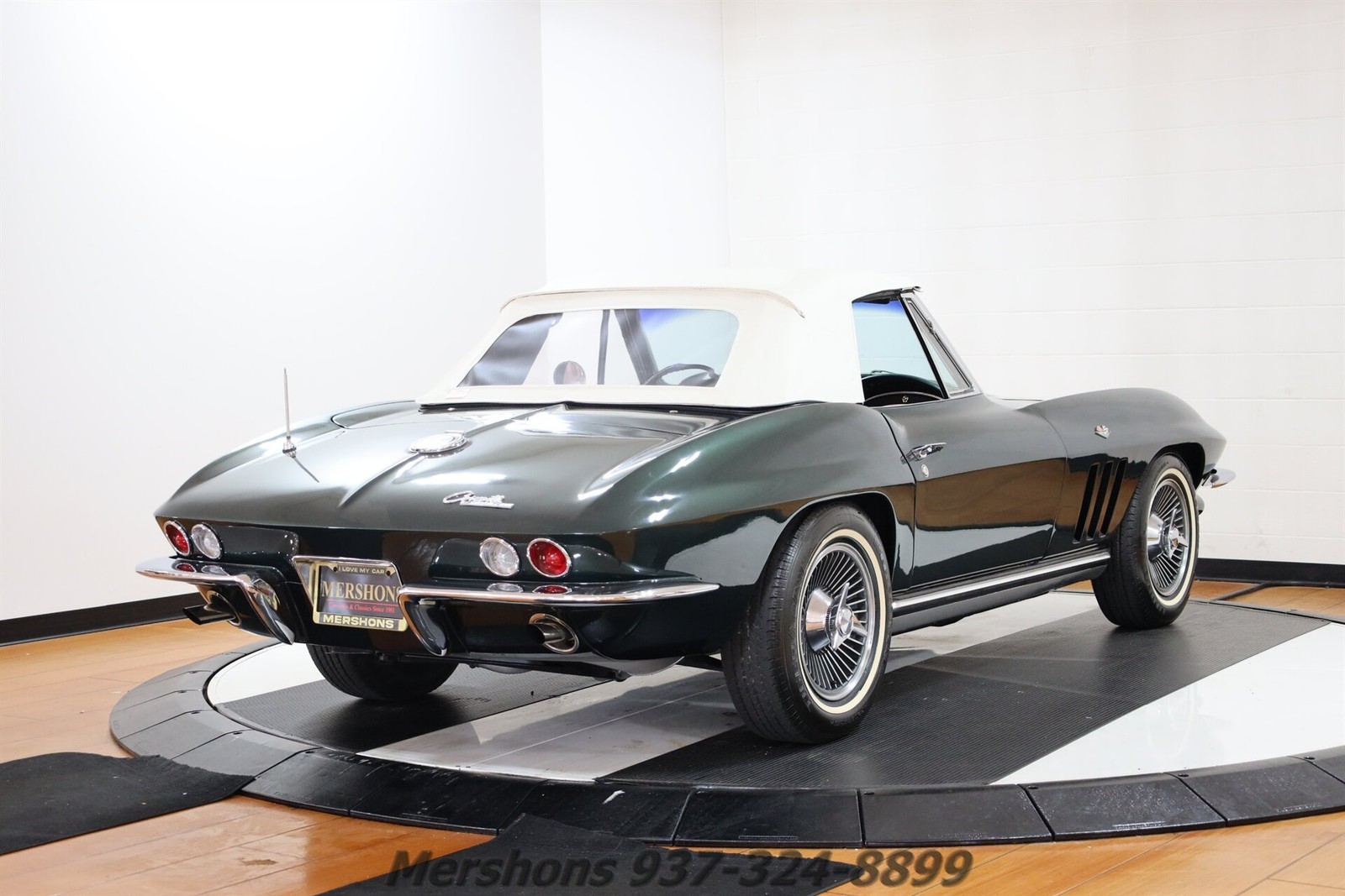 Chevrolet-Corvette-1965-Convertible-16