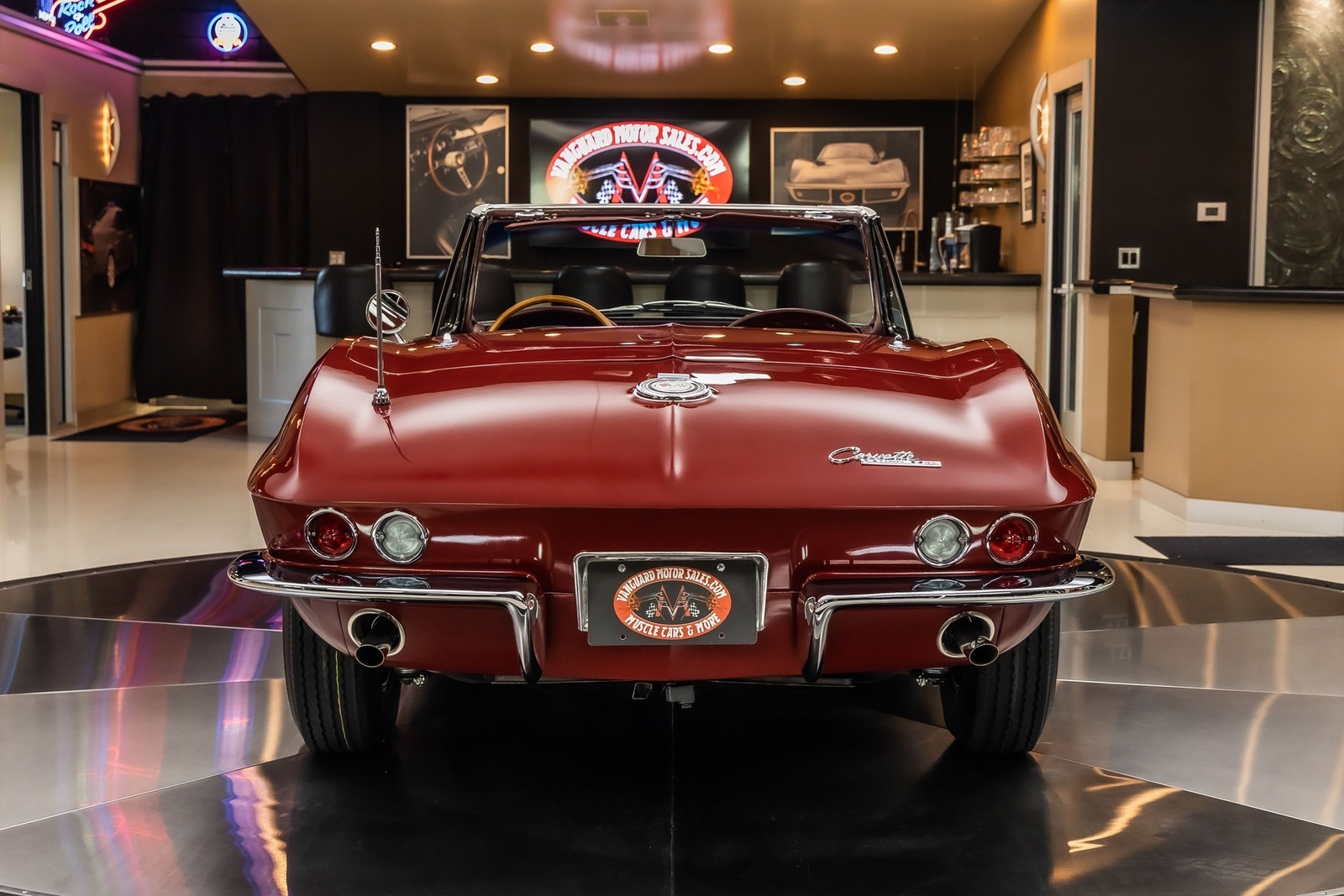 Chevrolet-Corvette-1965-Convertible-16