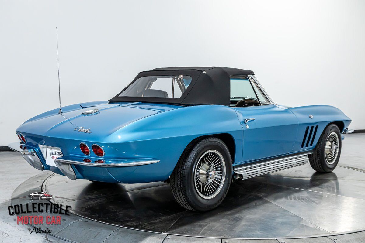 Chevrolet-Corvette-1965-Convertible-18
