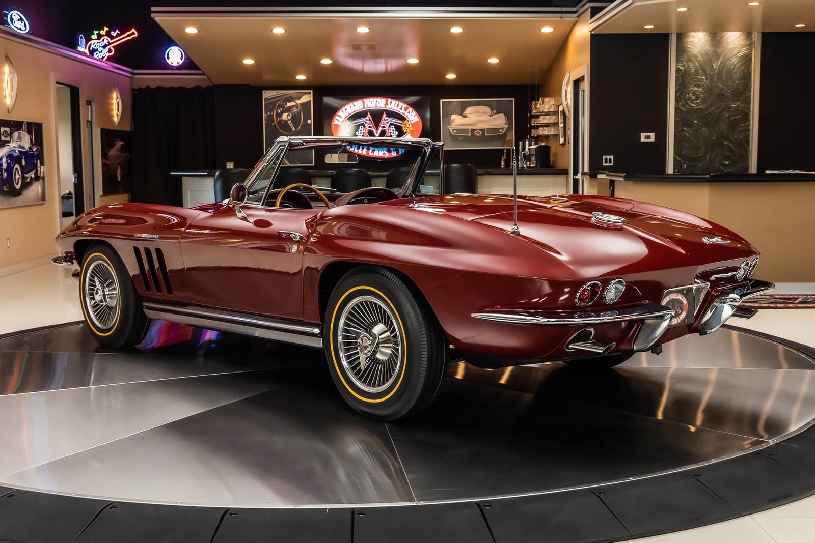 Chevrolet-Corvette-1965-Convertible-18