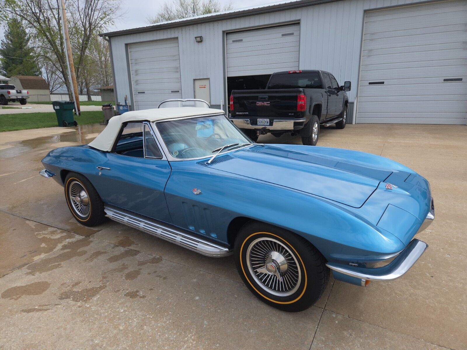 Chevrolet-Corvette-1965-Convertible-18