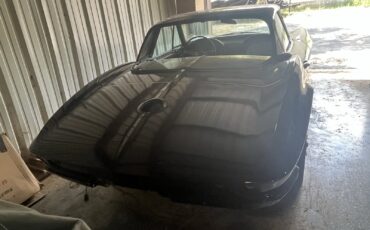 Chevrolet-Corvette-1965-Convertible-2