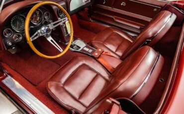 Chevrolet-Corvette-1965-Convertible-2