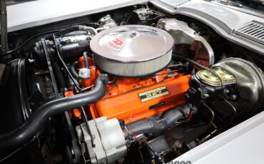 Chevrolet-Corvette-1965-Convertible-2