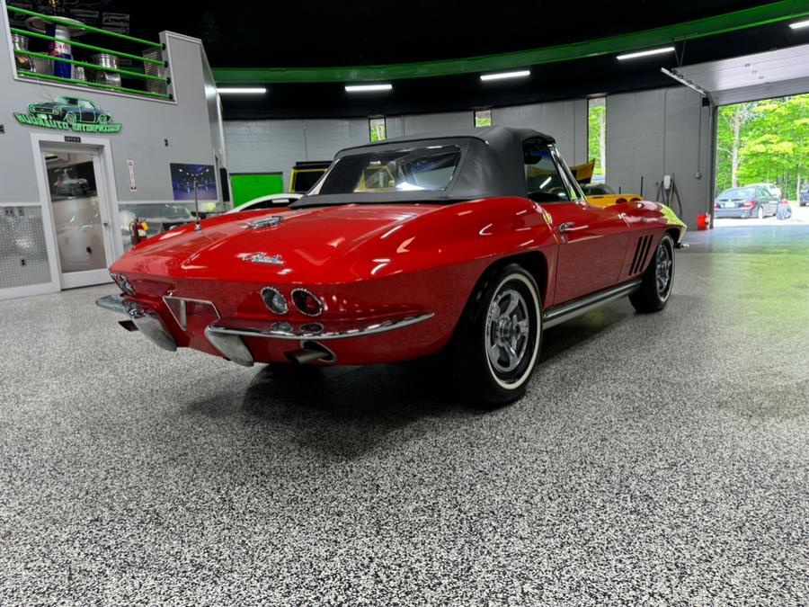 Chevrolet-Corvette-1965-Convertible-2