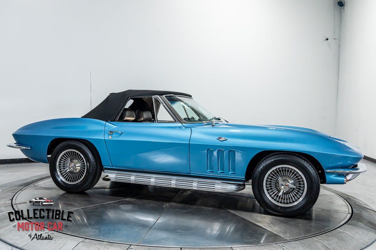 Chevrolet-Corvette-1965-Convertible-21