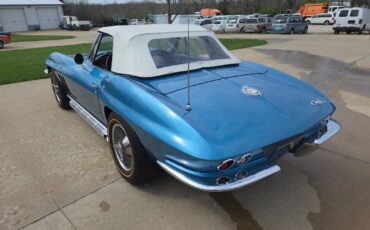 Chevrolet-Corvette-1965-Convertible-22