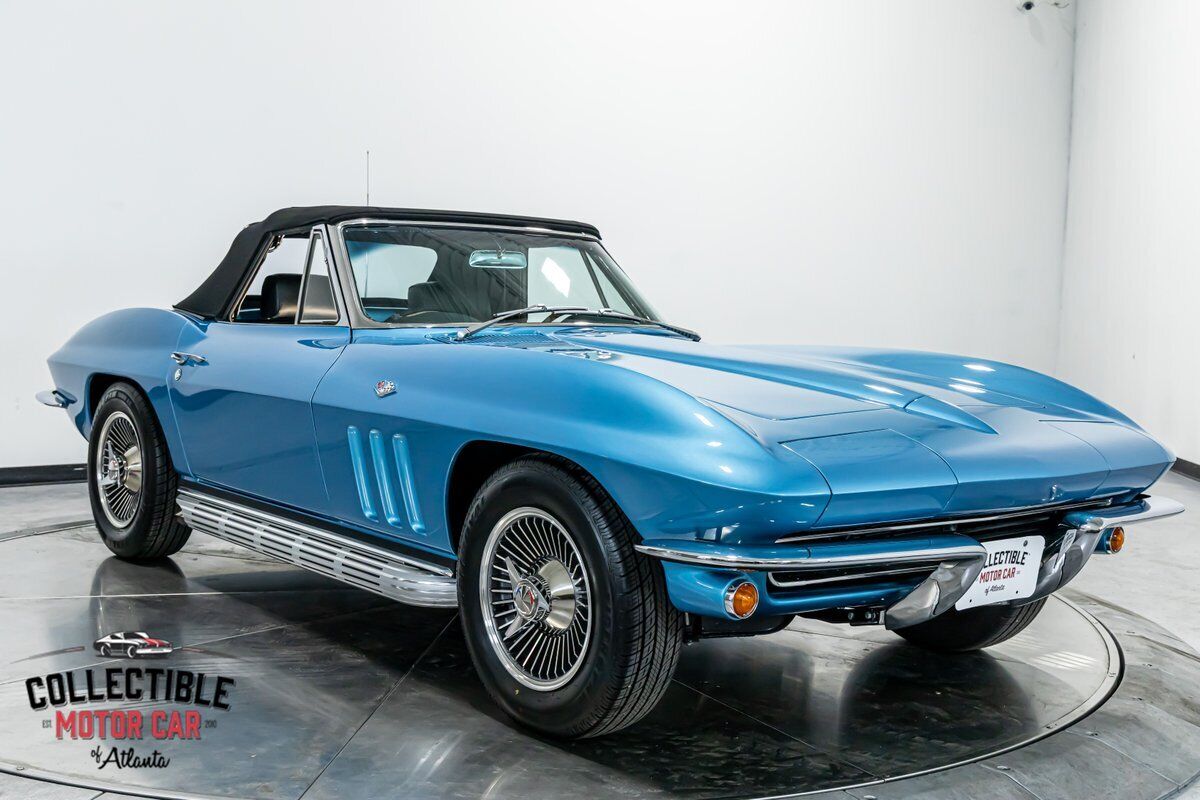 Chevrolet-Corvette-1965-Convertible-24