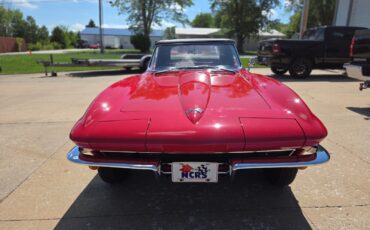 Chevrolet-Corvette-1965-Convertible-3