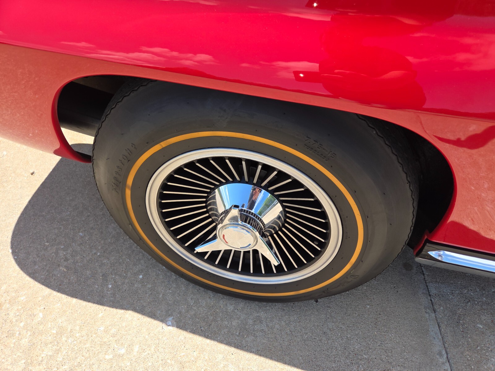 Chevrolet-Corvette-1965-Convertible-30