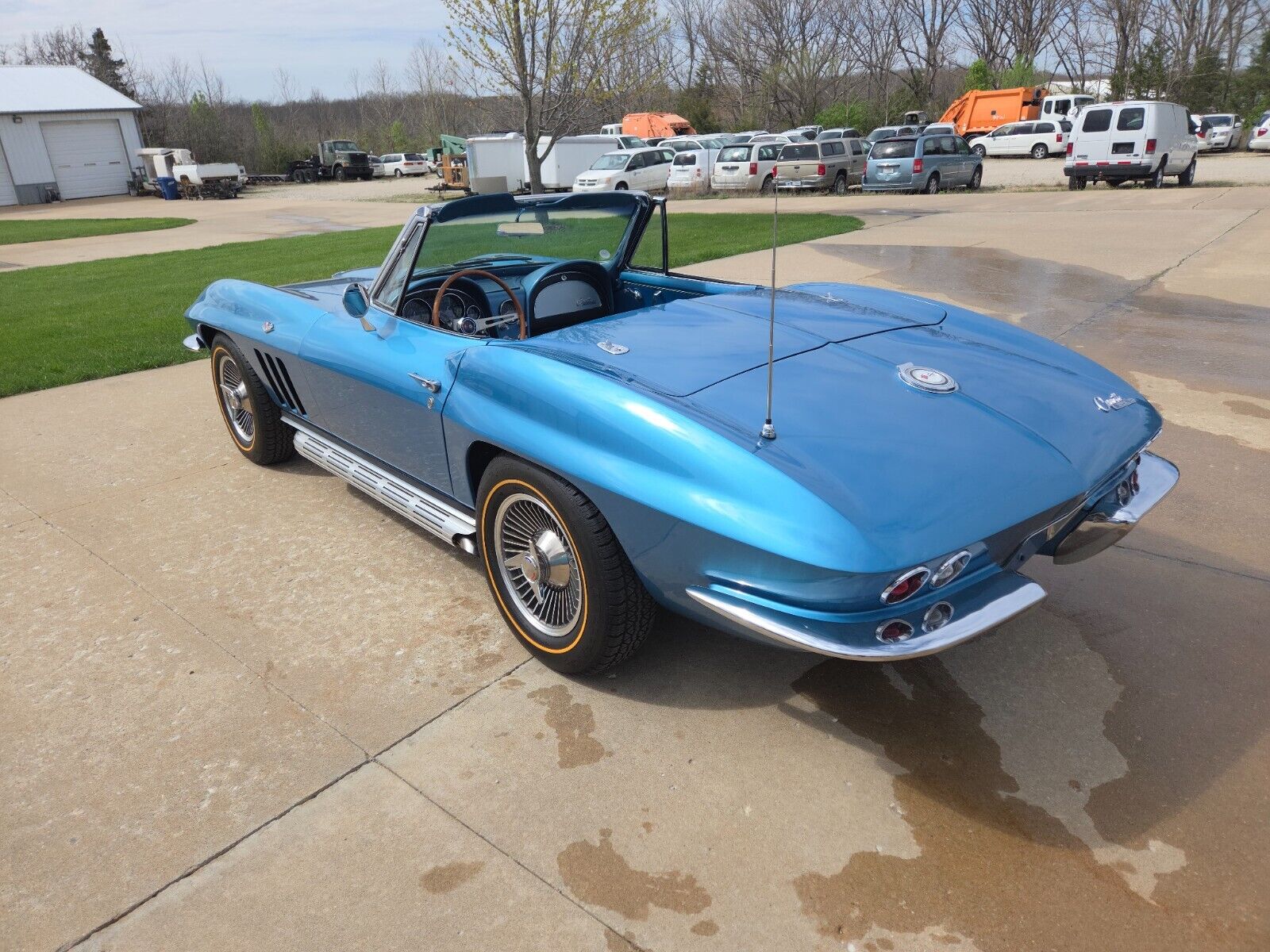 Chevrolet-Corvette-1965-Convertible-33
