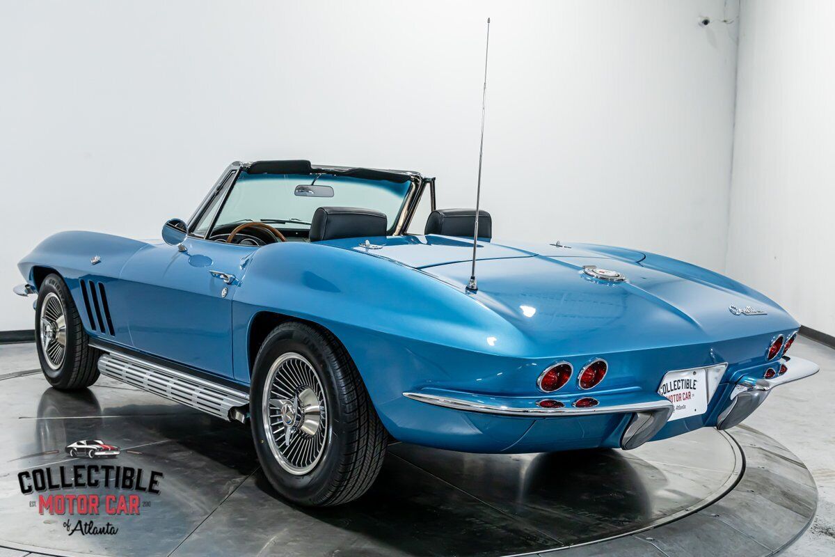 Chevrolet-Corvette-1965-Convertible-36