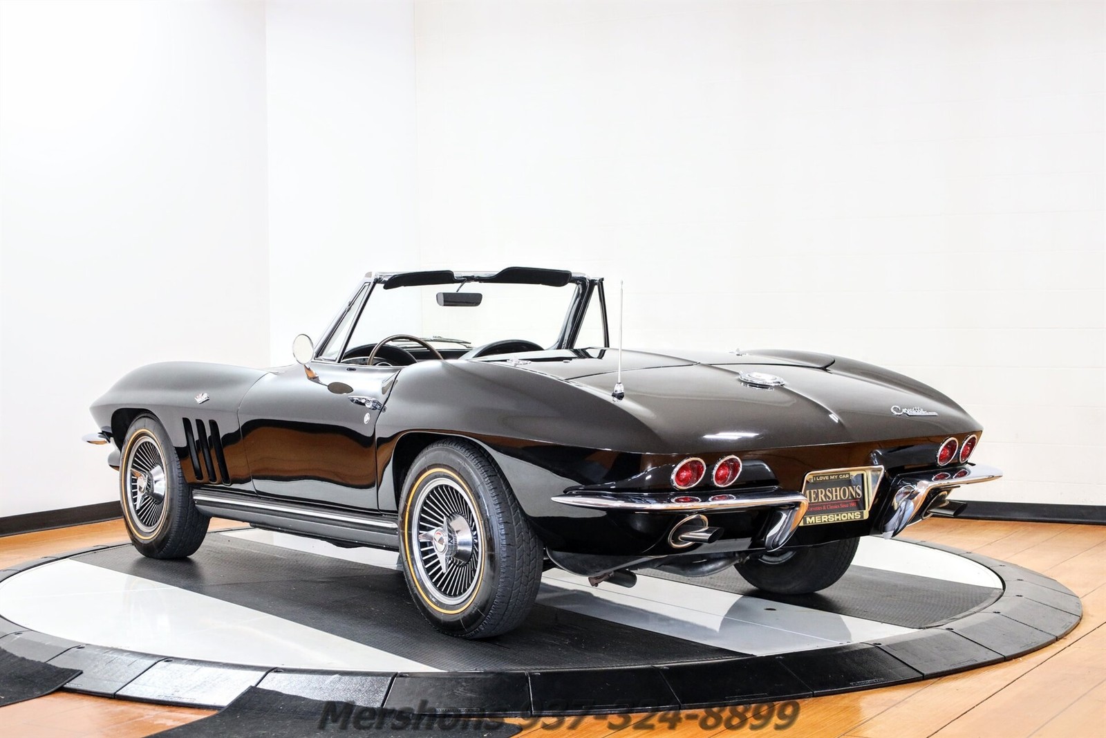 Chevrolet-Corvette-1965-Convertible-4