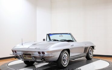 Chevrolet-Corvette-1965-Convertible-4