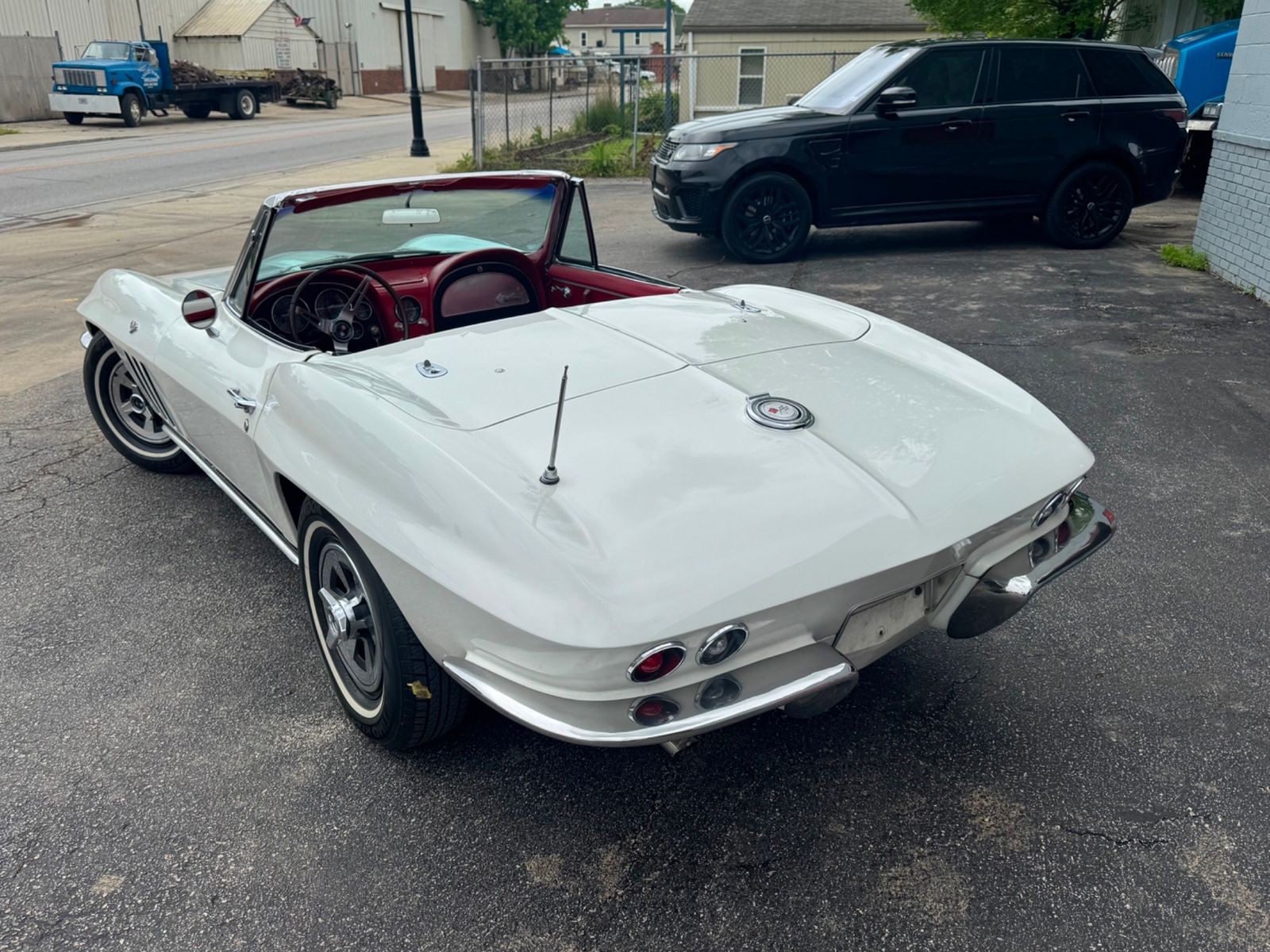 Chevrolet-Corvette-1965-Convertible-4