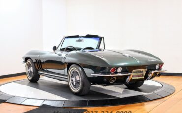 Chevrolet-Corvette-1965-Convertible-4