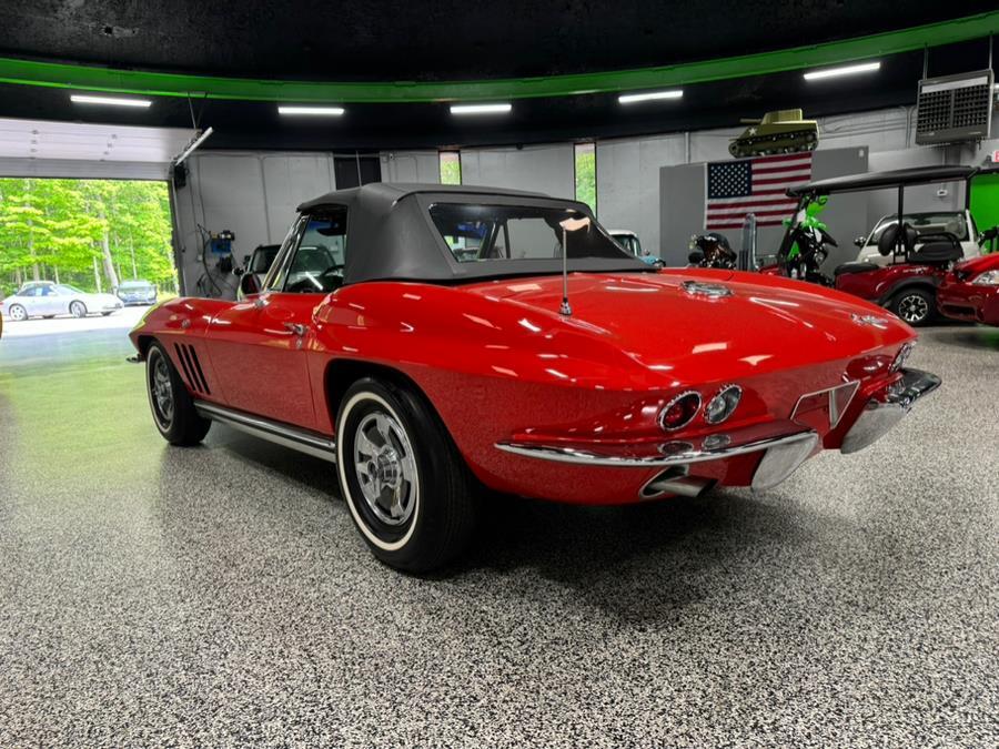 Chevrolet-Corvette-1965-Convertible-4