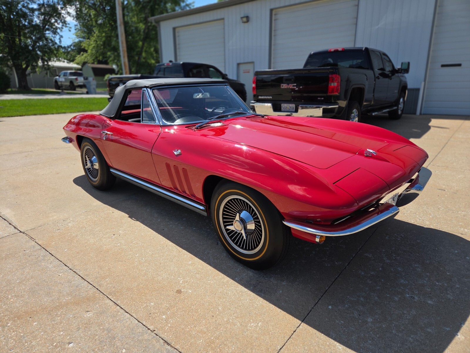 Chevrolet-Corvette-1965-Convertible-5