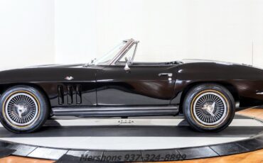 Chevrolet-Corvette-1965-Convertible-5