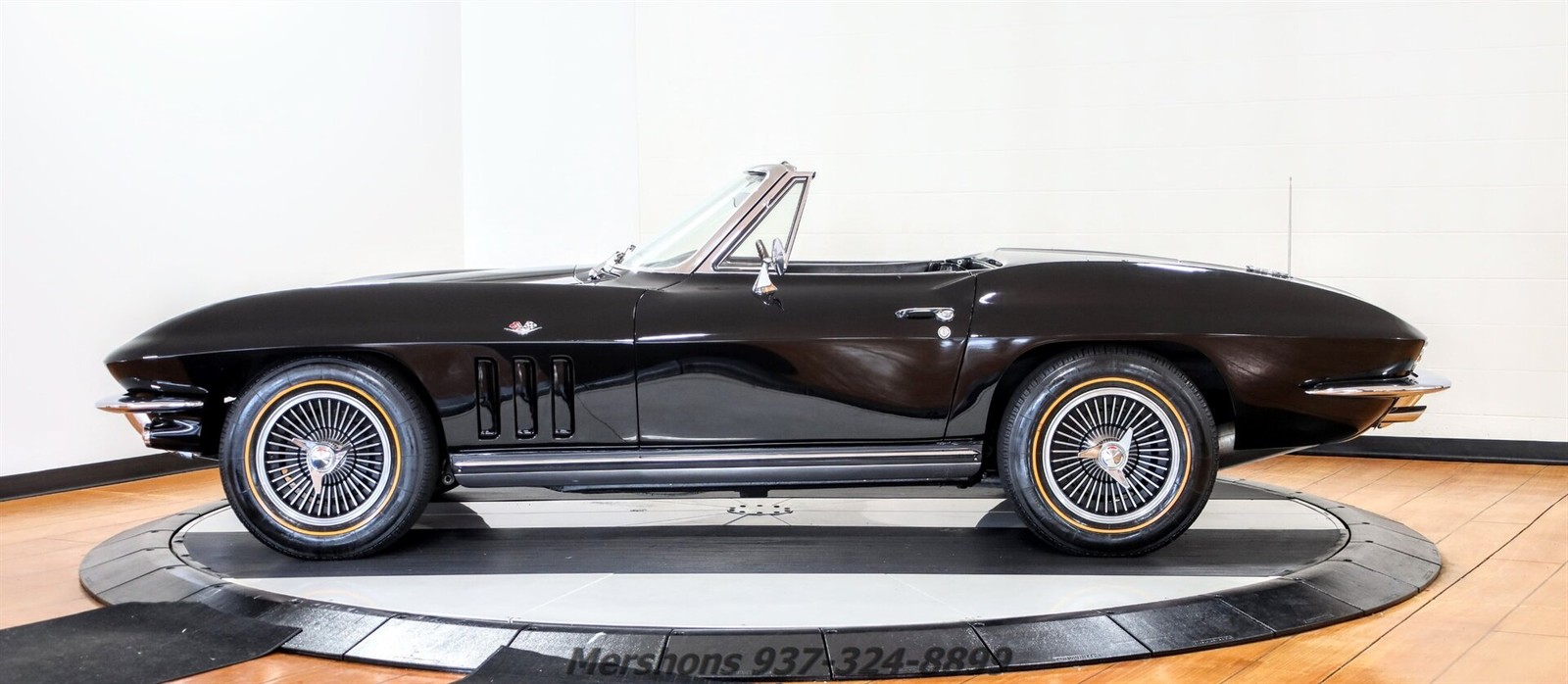 Chevrolet-Corvette-1965-Convertible-5