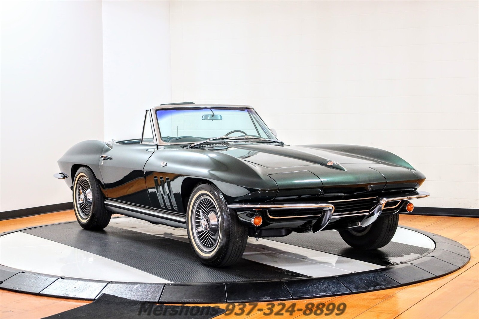 Chevrolet-Corvette-1965-Convertible-6