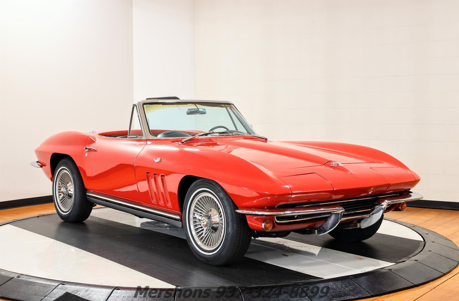 Chevrolet-Corvette-1965-Convertible-6