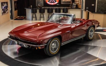 Chevrolet-Corvette-1965-Convertible-7