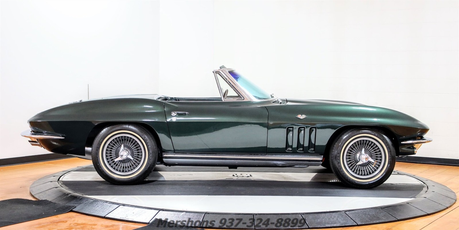 Chevrolet-Corvette-1965-Convertible-7