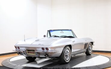 Chevrolet-Corvette-1965-Convertible-8