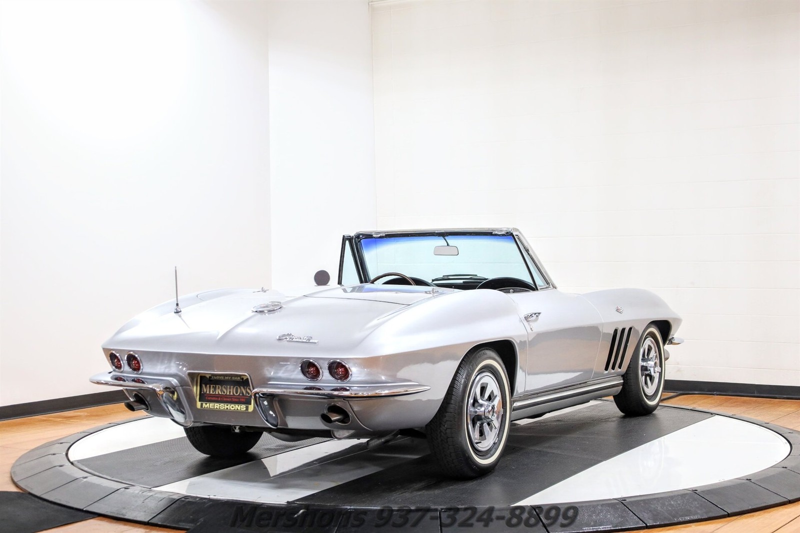 Chevrolet-Corvette-1965-Convertible-8