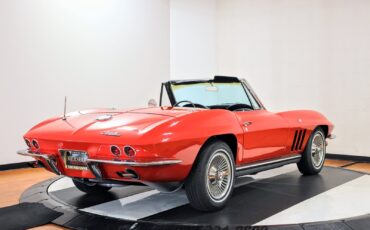 Chevrolet-Corvette-1965-Convertible-8