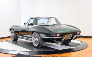 Chevrolet-Corvette-1965-Convertible-9