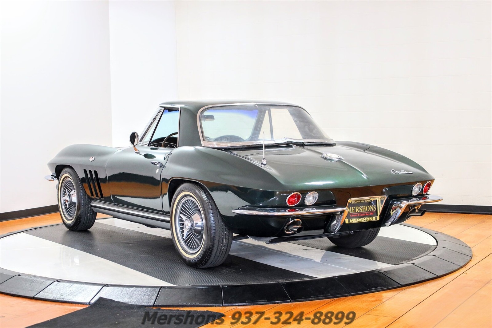 Chevrolet-Corvette-1965-Convertible-9