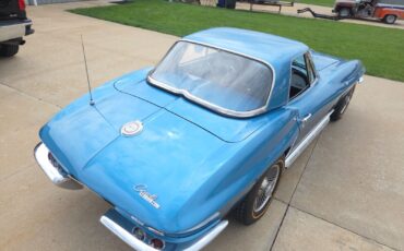 Chevrolet-Corvette-1965-Convertible-9