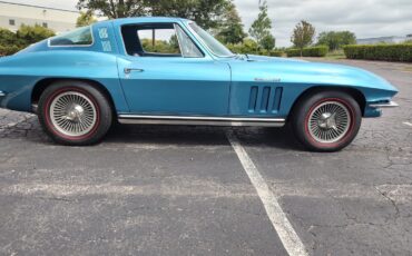 Chevrolet-Corvette-1965-Coupe-4