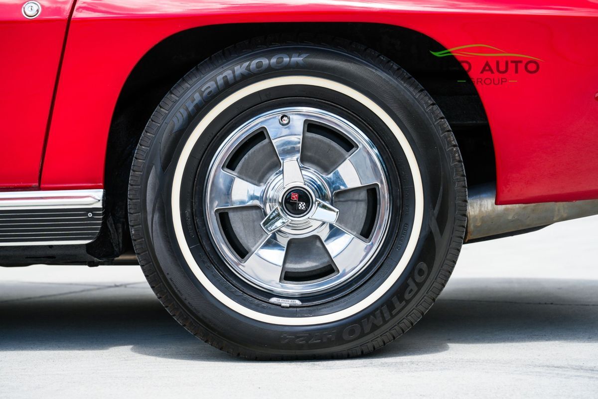 Chevrolet-Corvette-1966-35
