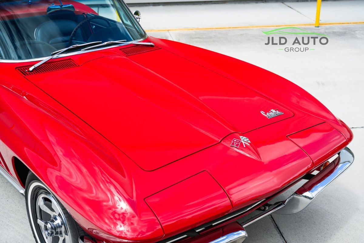 Chevrolet-Corvette-1966-39