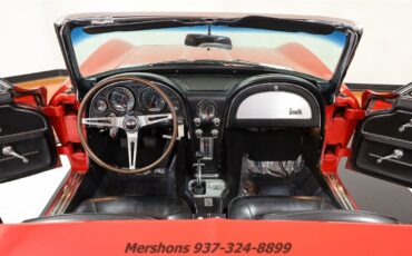 Chevrolet-Corvette-1966-Convertible-1