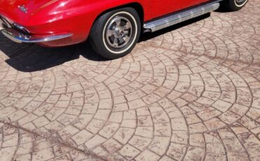 Chevrolet-Corvette-1966-Convertible-1