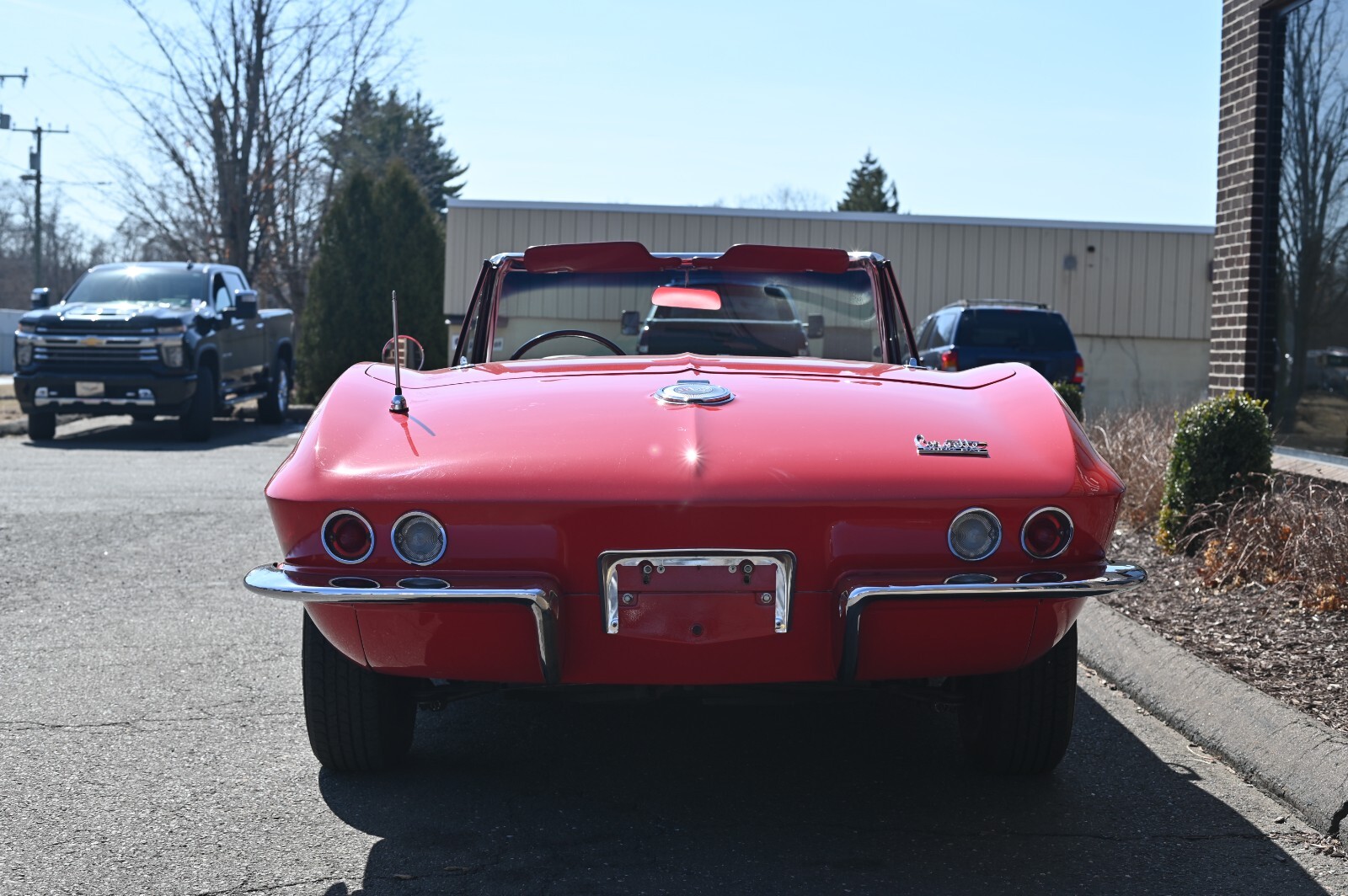Chevrolet-Corvette-1966-Convertible-10